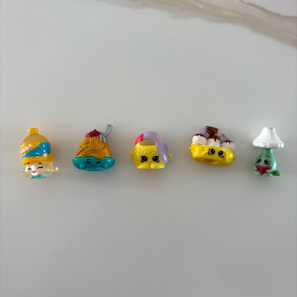 Shopkins Figures & Baskets - Picture 4 of 4